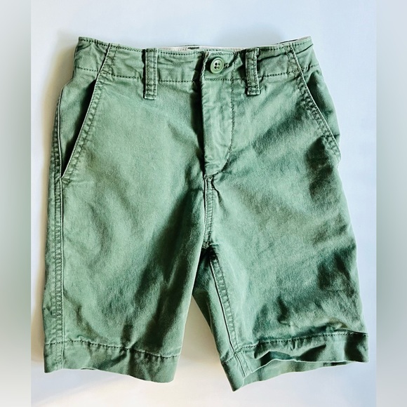 GAP SHORTS—2 PAIR—SIZE 6–CLEAN—UNISEX SHORTS—ADJUSTABLE WAIST—ADORABLE— - Picture 5 of 13